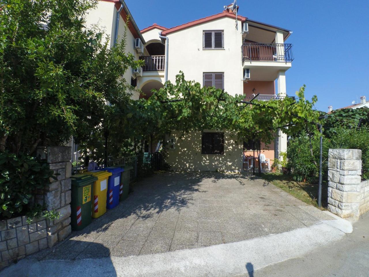 Apartment Exclusive Annex Ρόβινι Εξωτερικό φωτογραφία